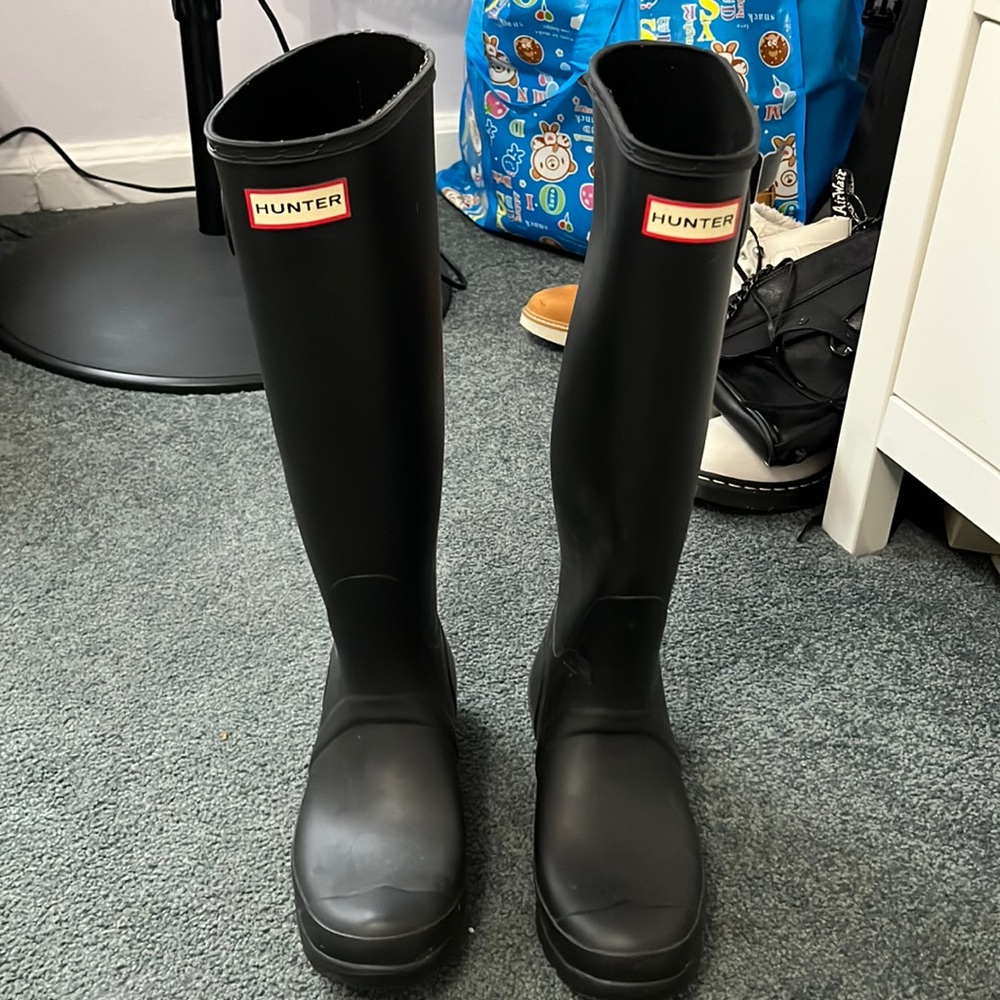 Hunter tall black boots